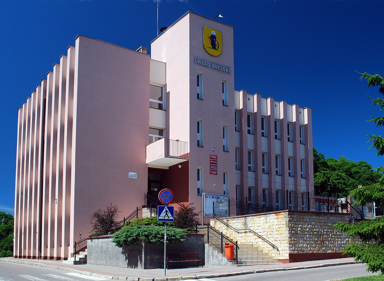 O równości  mieszkańców w gminie Dzierzgoń po raz kolejny, tym razem w dostępie do mieszkań.